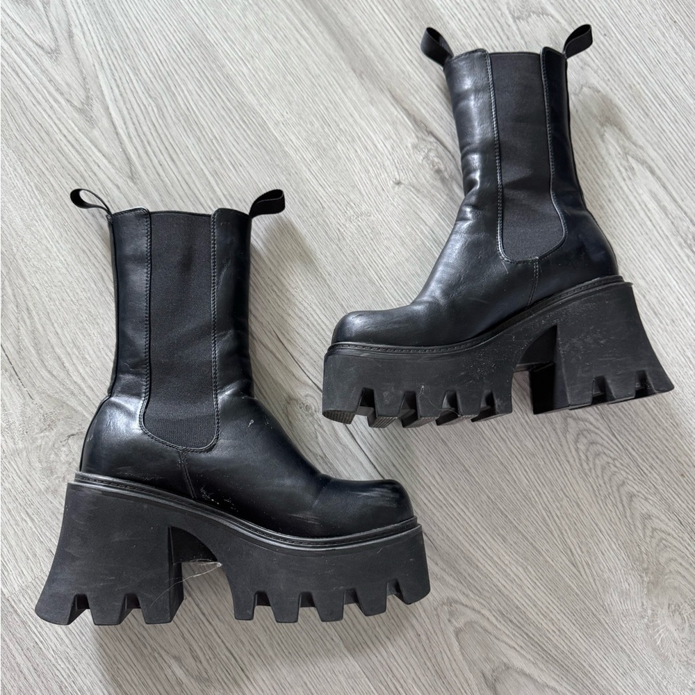 listing-status-banner